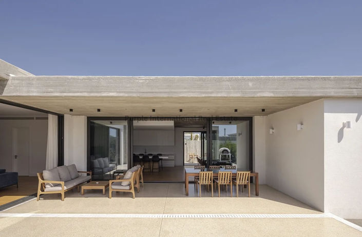 Image No.15-4 Bed Bungalow for sale