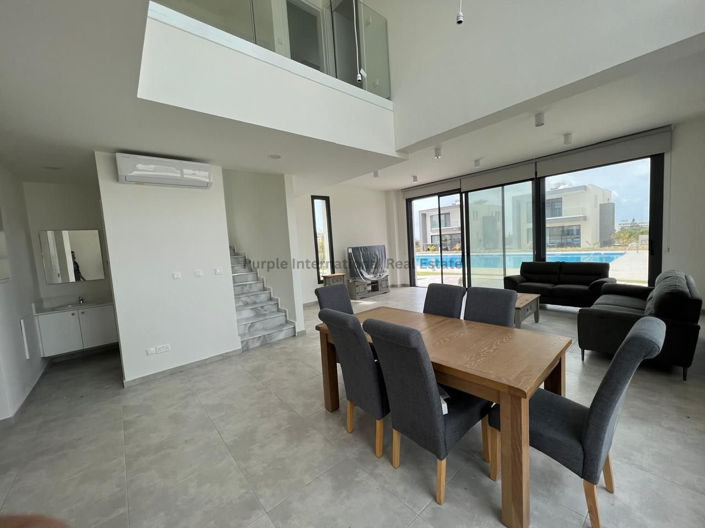 Image No.8-3 Bed Villa for sale