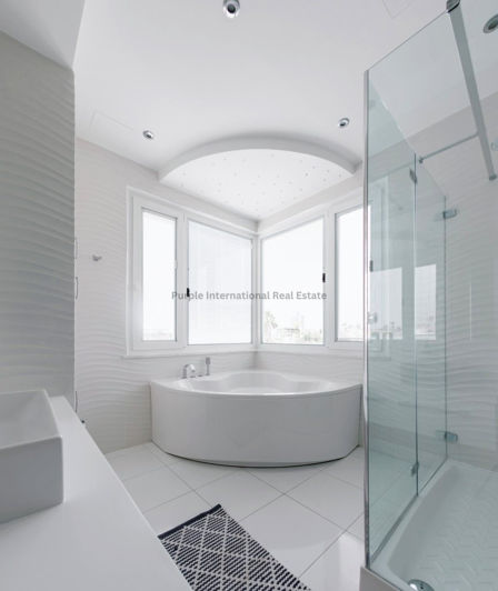 Image No.15-6 Bed Villa for sale