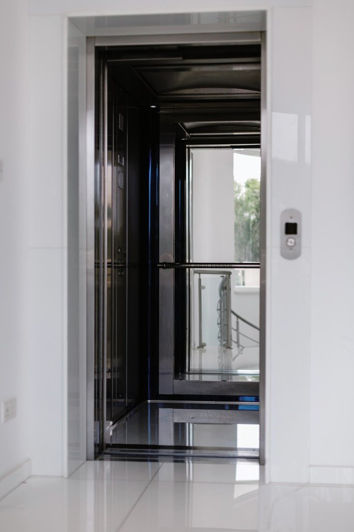 Image No.16-6 Bed Villa for sale