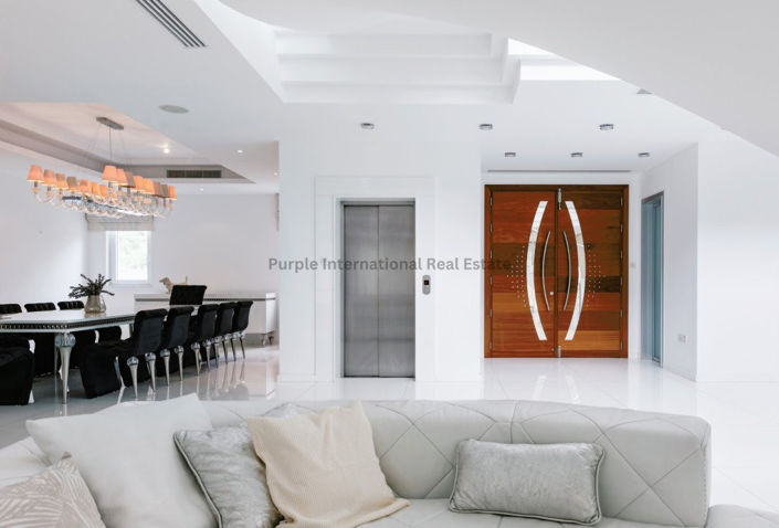 Image No.2-6 Bed Villa for sale