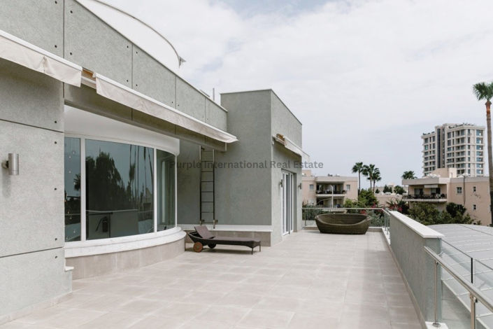 Image No.24-6 Bed Villa for sale
