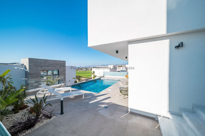 Image No.29-3 Bed Villa for sale