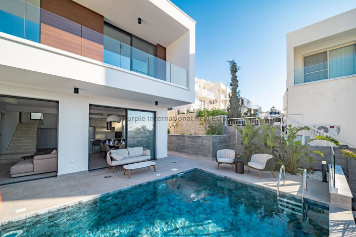 Image No.42-3 Bed Villa for sale