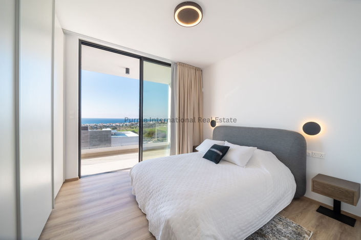 Image No.13-3 Bed Villa for sale