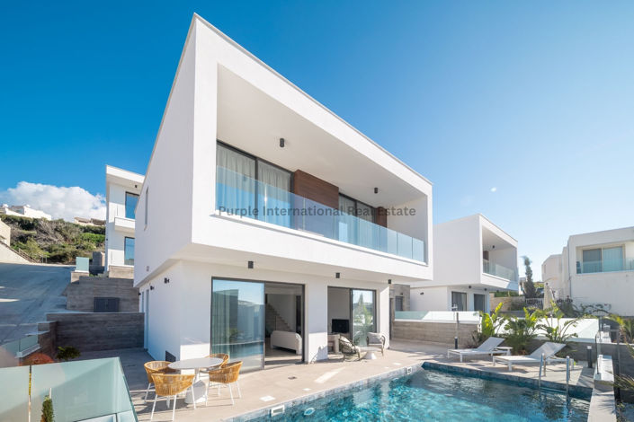 Image No.37-3 Bed Villa for sale