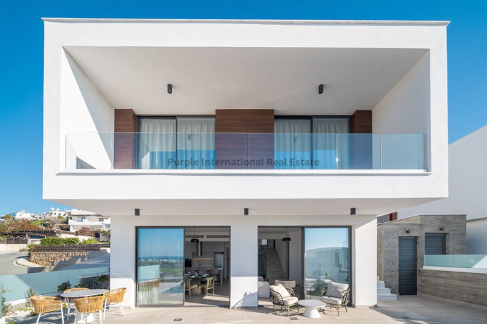 Image No.38-3 Bed Villa for sale