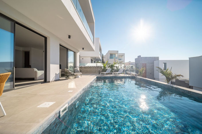 Image No.44-3 Bed Villa for sale