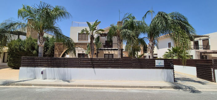 Image No.43-3 Bed Villa for sale