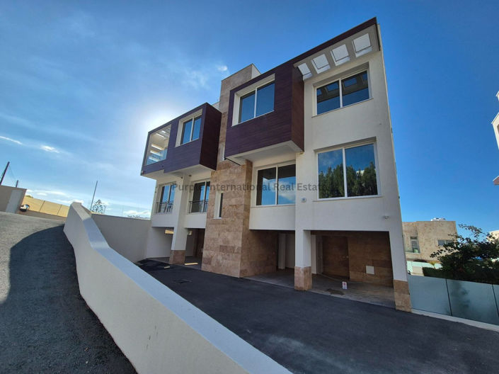 Image No.1-3 Bed Apartment for sale