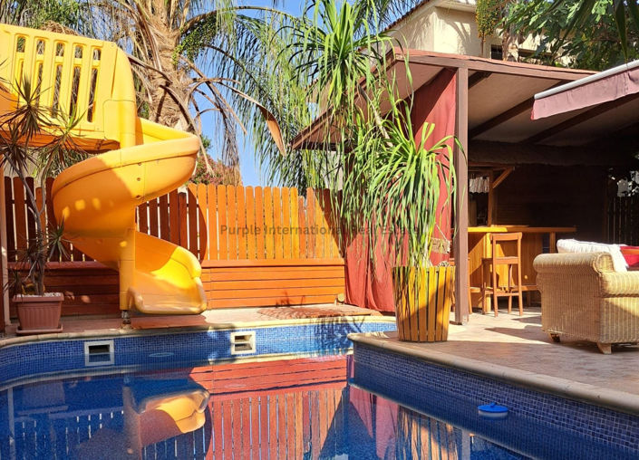 Image No.1-4 Bed Villa for sale