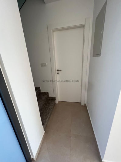 Image No.13-3 Bed Townhouse for sale