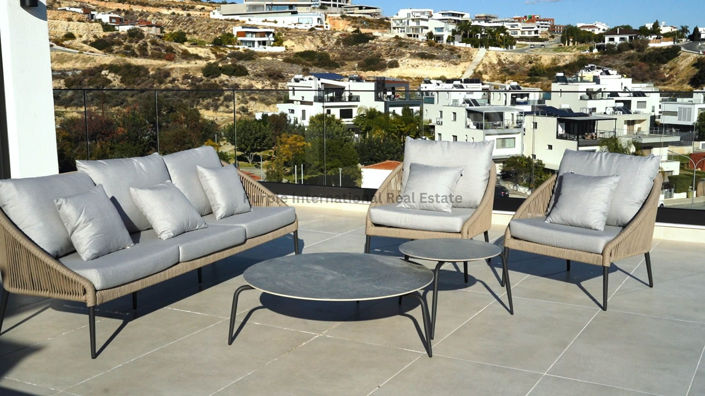 Image No.22-6 Bed Villa for sale