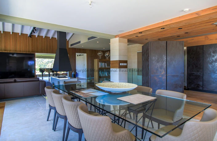 Image No.4-4 Bed Villa for sale