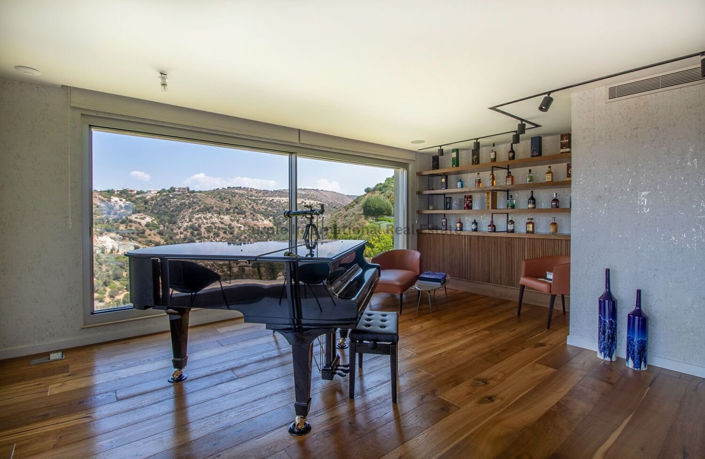 Image No.6-4 Bed Villa for sale