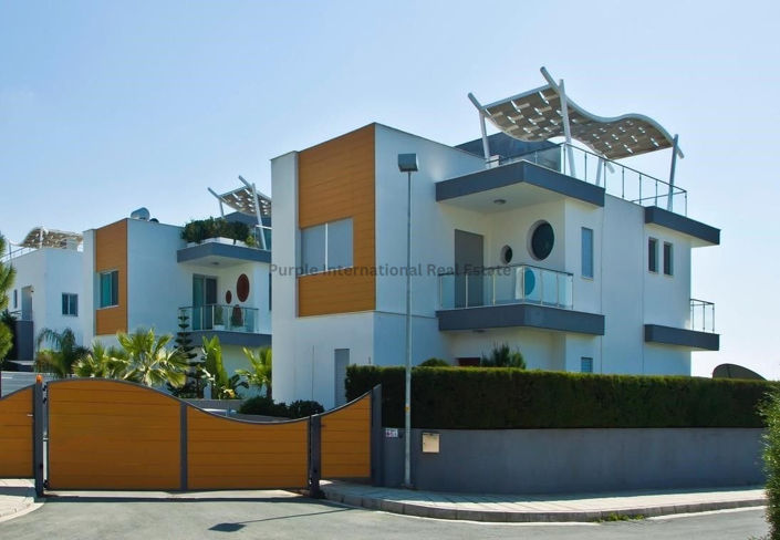 Image No.1-Villa de 5 chambres à vendre à Germasogeia