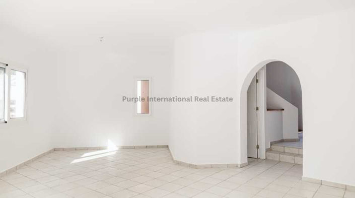 Image No.2-3 Bed Villa for sale