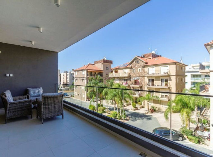 Image No.1-3 Bed Apartment for sale