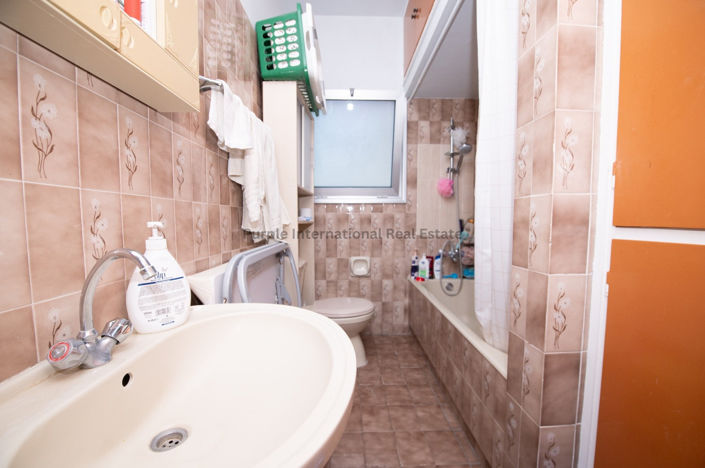 Image No.6-Appartement de 2 chambres à vendre à Agios Tychonas