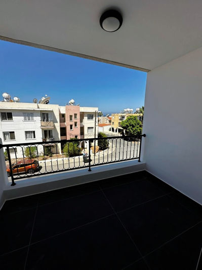 Image No.20-2 Bed Townhouse for sale