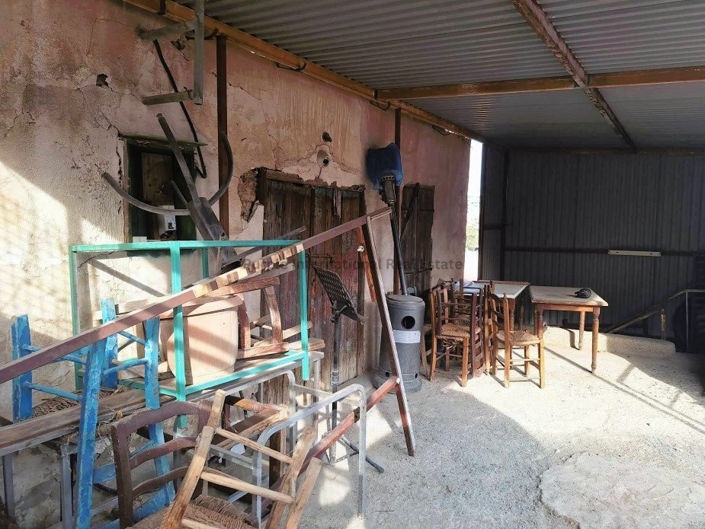 Image No.9-Commercial à vendre à Germasogeia