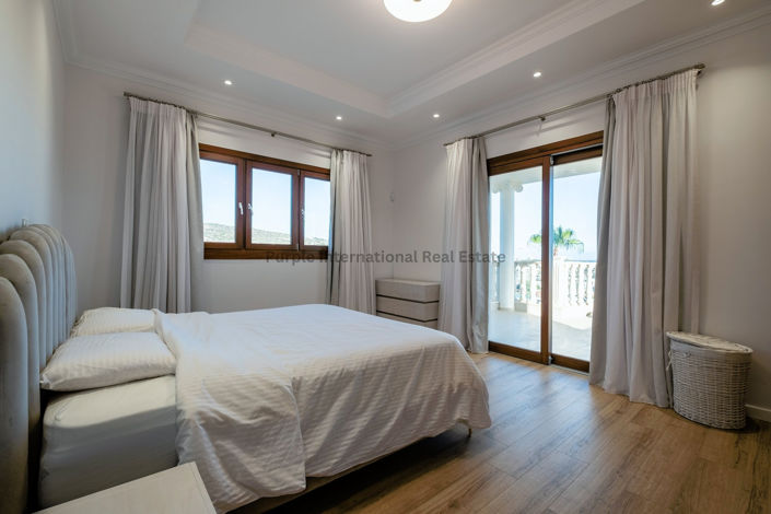 Image No.20-6 Bed Villa for sale