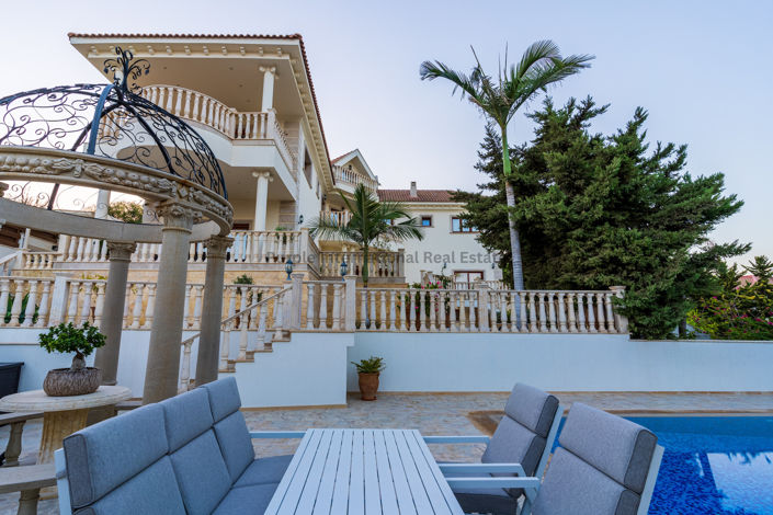 Image No.39-6 Bed Villa for sale