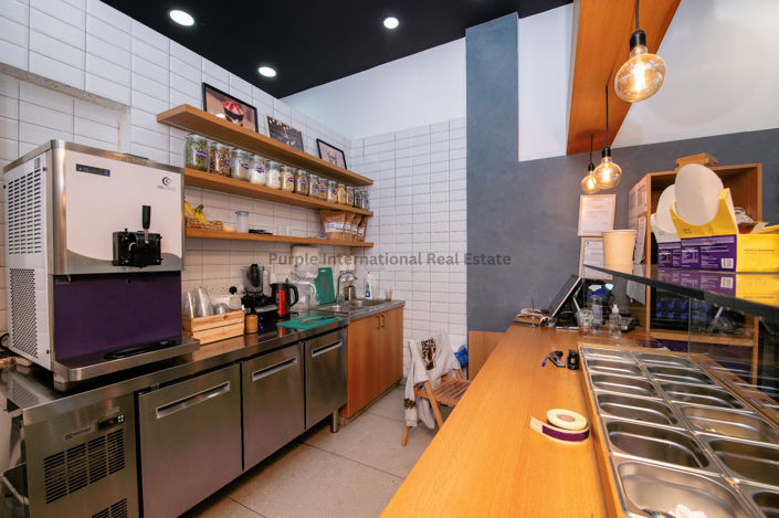 Image No.8-Commercial à vendre à Agia Zoni