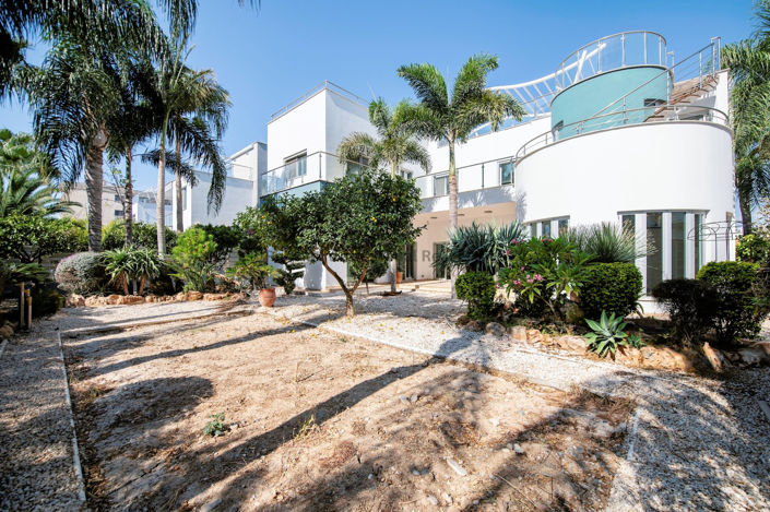 Image No.2-Villa de 4 chambres à vendre à Germasogeia