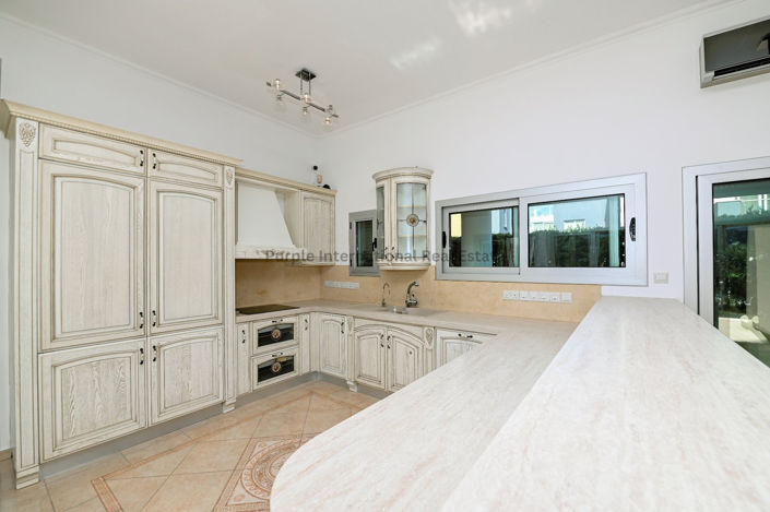 Image No.20-Villa de 4 chambres à vendre à Germasogeia