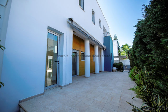 Image No.37-Villa de 4 chambres à vendre à Germasogeia