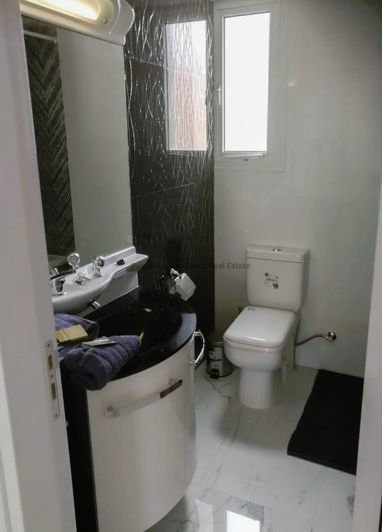 Image No.10-Villa de 5 chambres à vendre à Germasogeia