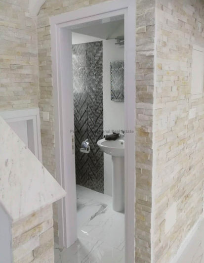 Image No.13-Villa de 5 chambres à vendre à Germasogeia