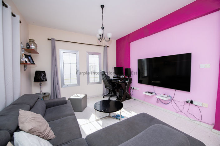 Image No.30-6 Bed Property for sale