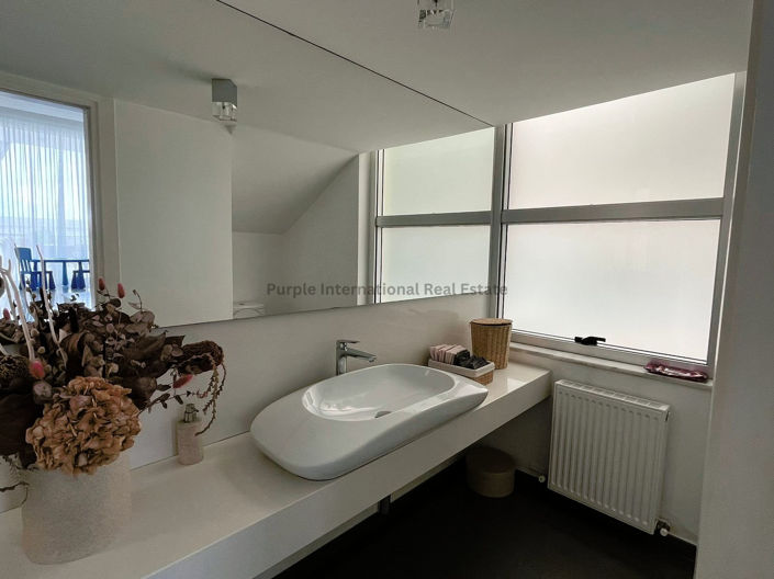 Image No.15-5 Bed Villa for sale