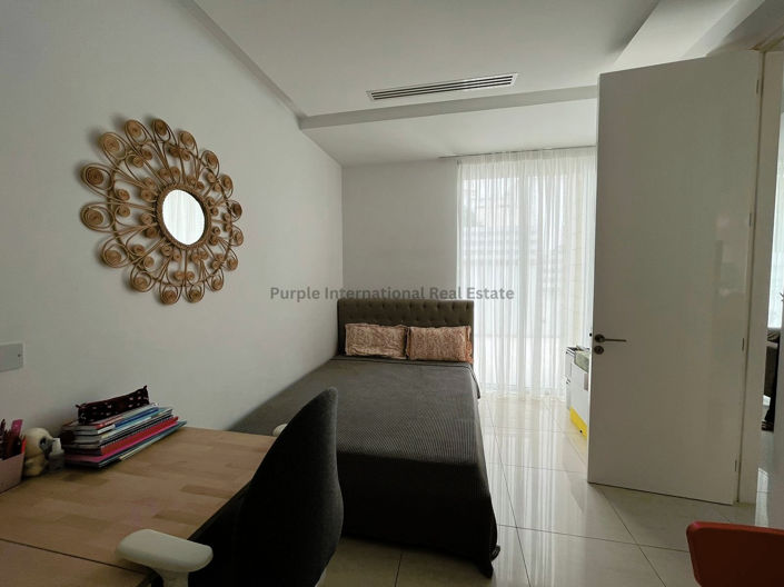 Image No.17-5 Bed Villa for sale