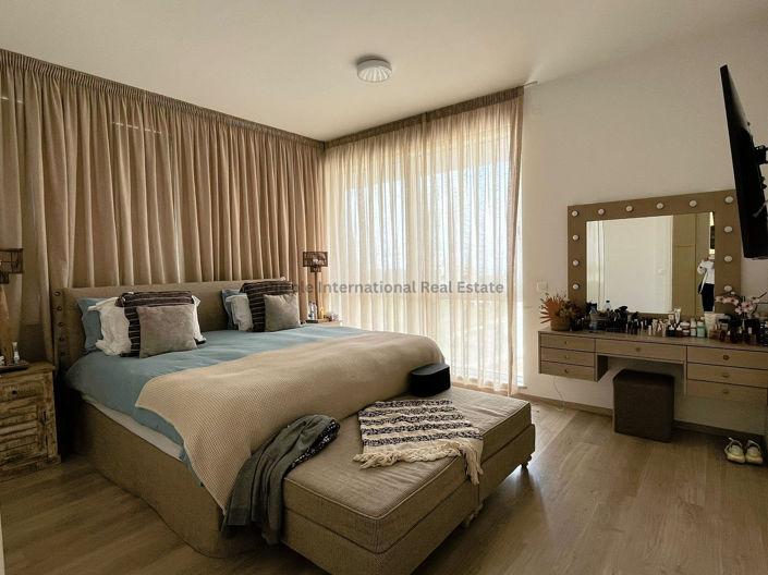 Image No.9-5 Bed Villa for sale