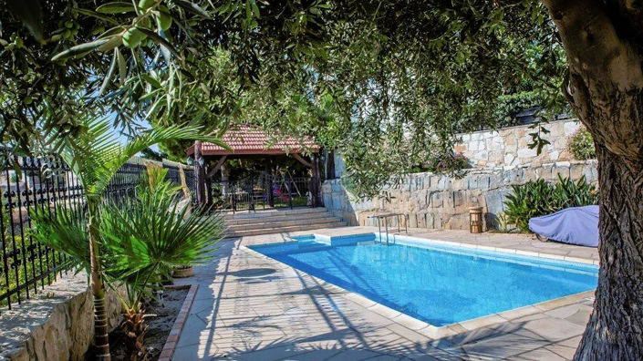 Image No.4-6 Bed Villa for sale