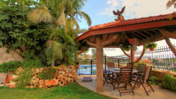 Image No.5-6 Bed Villa for sale