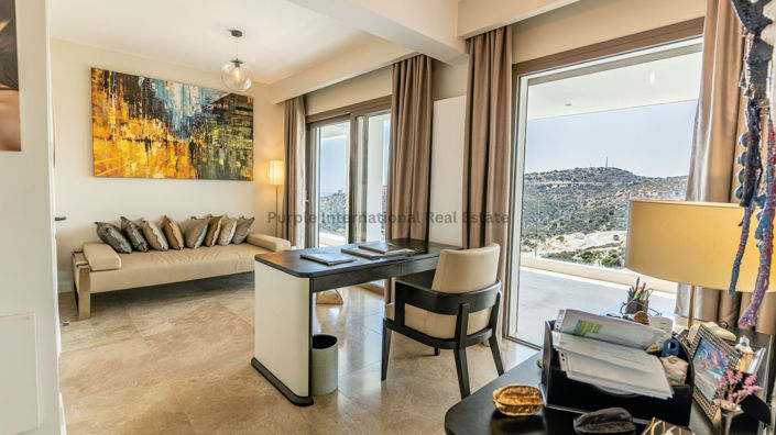 Image No.17-5 Bed Villa for sale