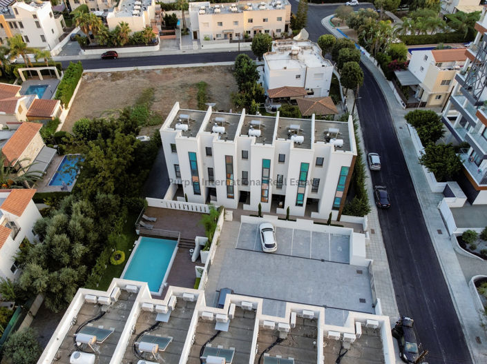 Image No.29-3 Bed Villa for sale