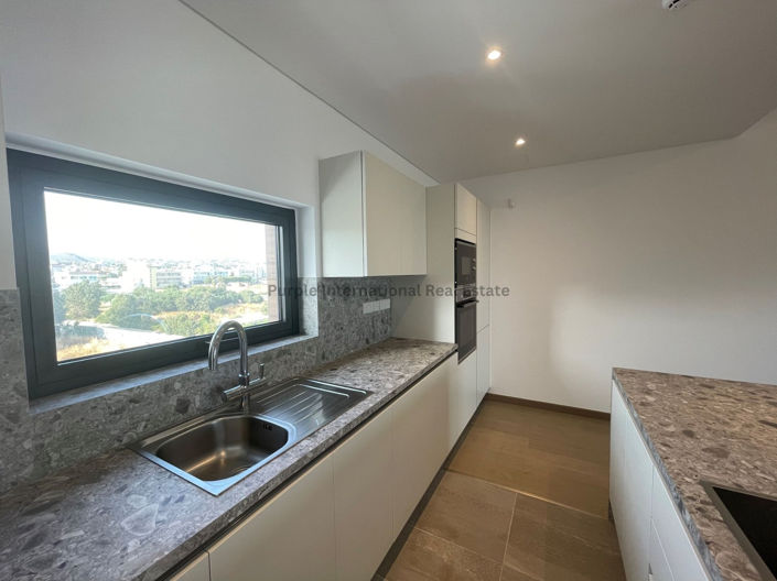 Image No.3-Appartement de 2 chambres à vendre à Agios Athanasios