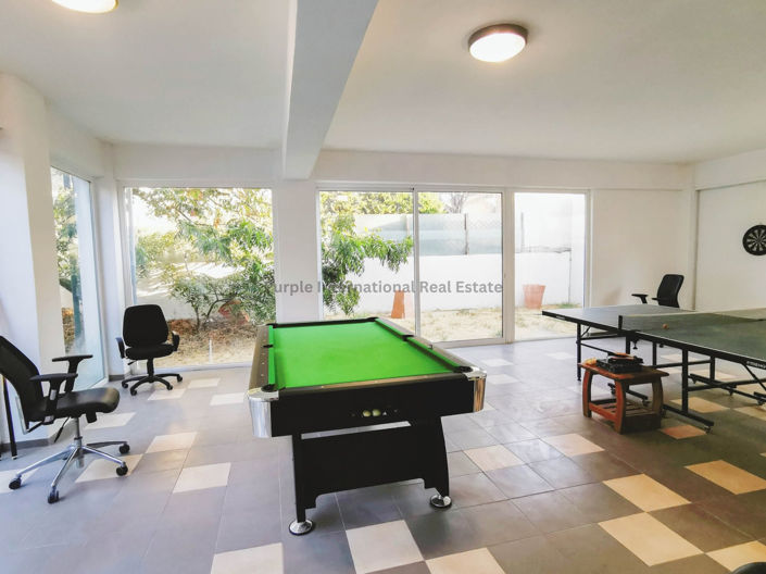 Image No.2-6 Bed Villa for sale