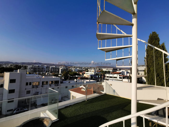 Image No.4-6 Bed Villa for sale