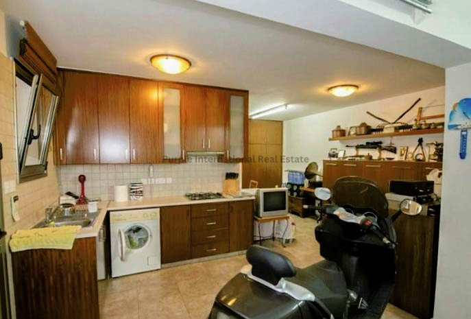 Image No.20-Villa de 5 chambres à vendre à Agios Athanasios