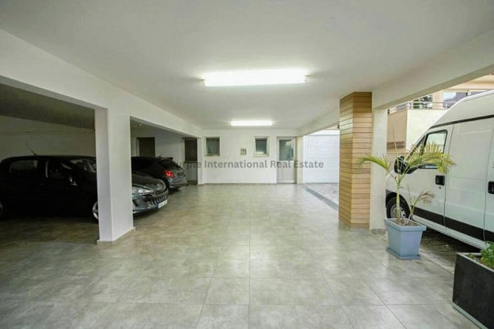 Image No.24-Villa de 5 chambres à vendre à Agios Athanasios