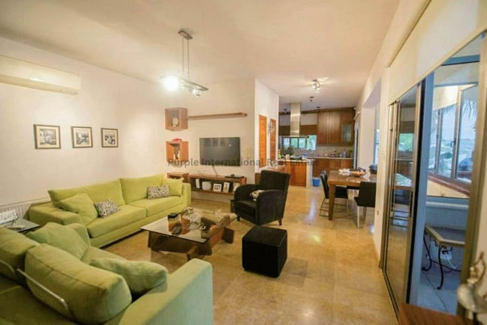 Image No.7-Villa de 5 chambres à vendre à Agios Athanasios