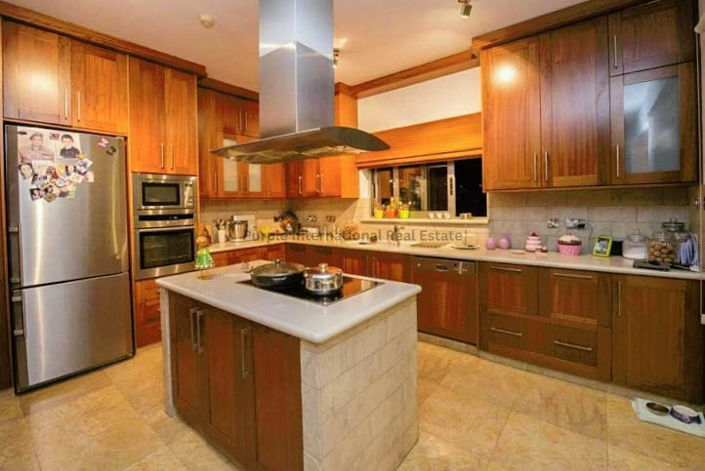 Image No.8-Villa de 5 chambres à vendre à Agios Athanasios