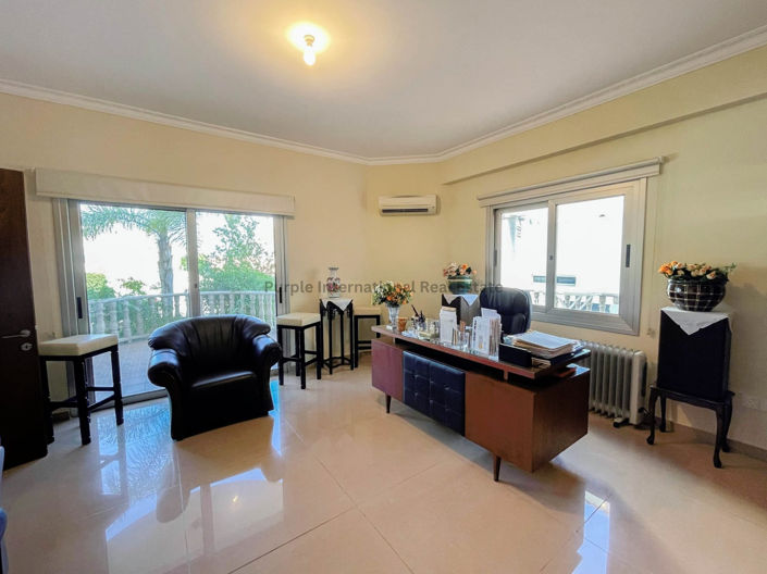 Image No.16-7 Bed Villa for sale