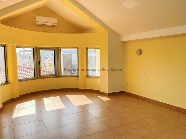 Image No.7-7 Bed Villa for sale